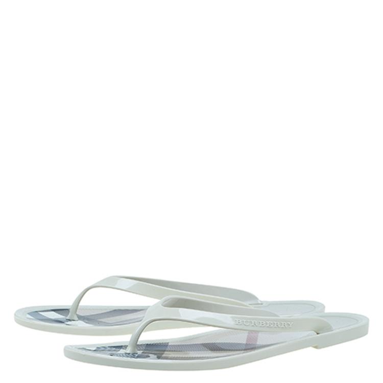 Pre Owned Burberry Cream Novacheck Rubber Thong Sandals Size 36