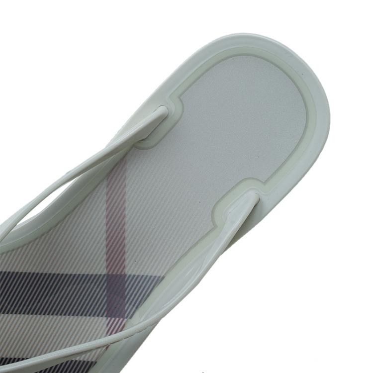 Pre Owned Burberry Cream Novacheck Rubber Thong Sandals Size 36
