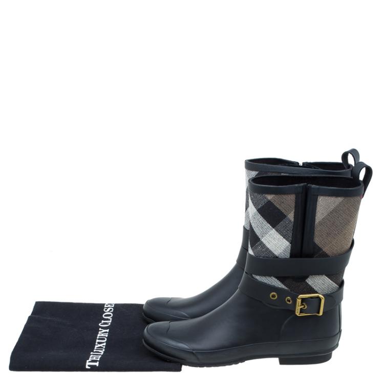 Pre Owned Burberry Black NovaCheck Detail Belted Rain Boots Size 38
