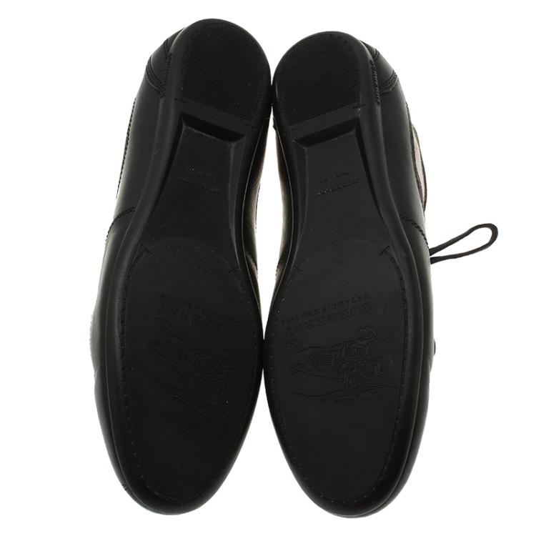 مملوكة مسبقًا Burberry Black Leather and Novacheck Canvas Sneakers Size 39