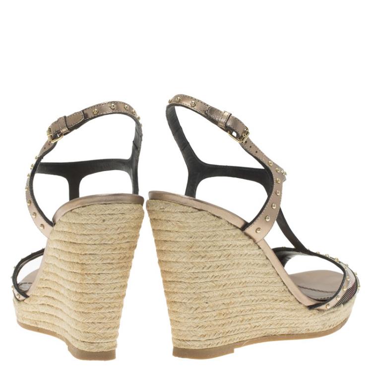 Pre Owned Burberry Brown Novacheck Fabric and Leather Gold Studded T Strap Espadrille Wedge Sandals Size 39