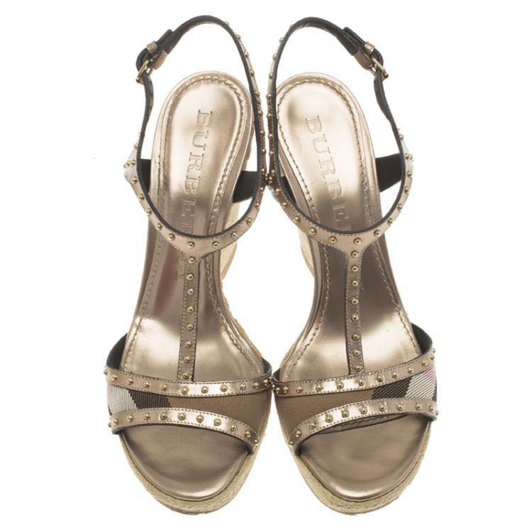 Pre Owned Burberry Brown Novacheck Fabric and Leather Gold Studded T Strap Espadrille Wedge Sandals Size 39