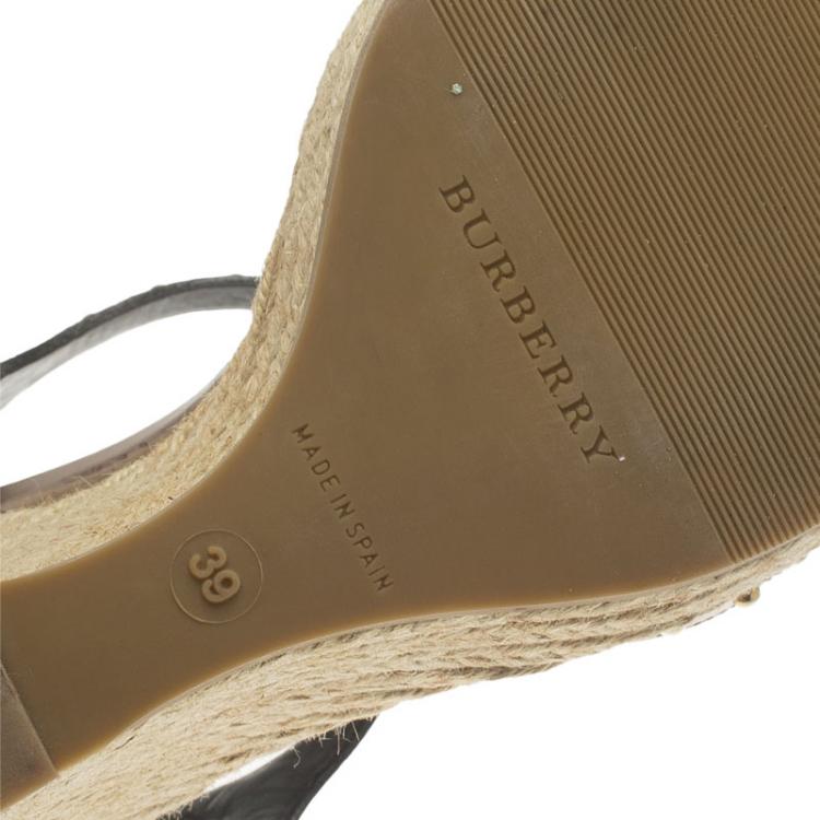Pre Owned Burberry Brown Novacheck Fabric and Leather Gold Studded T Strap Espadrille Wedge Sandals Size 39