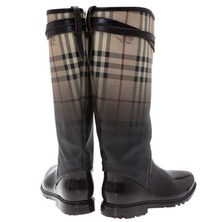 Pre Owned Burberry Brown Rubber And Canvas Faded Novacheck Rain Boots Size 38