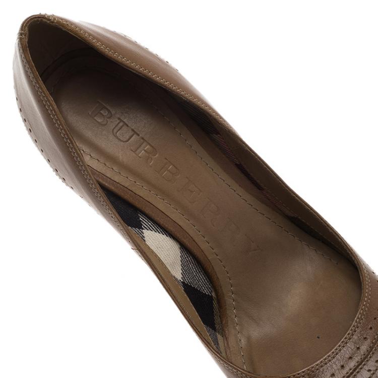 Pre Owned Burberry Brown Leather Pumps Size 36