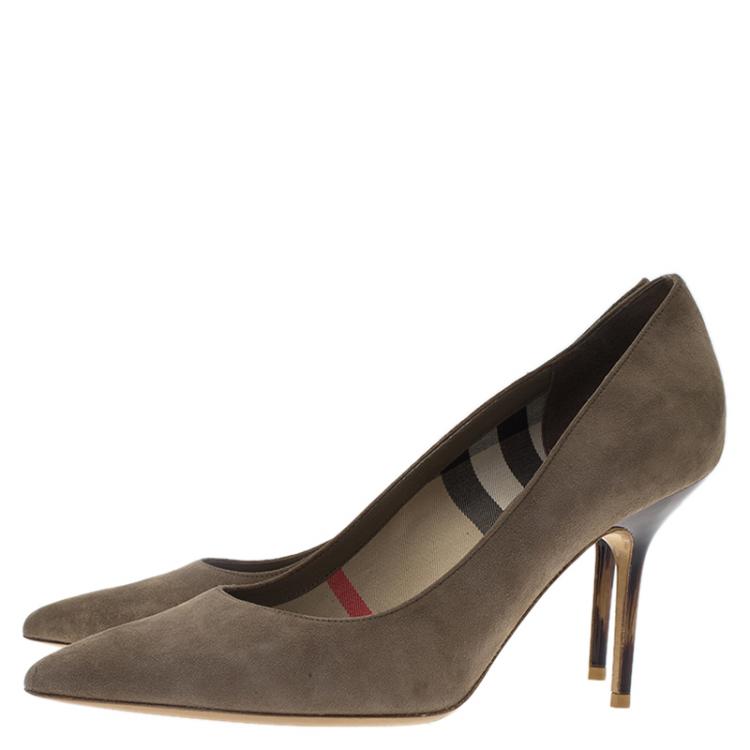 Pre Owned Burberry Grey Suede Mawdesley Pointed Toe Pumps Size 40