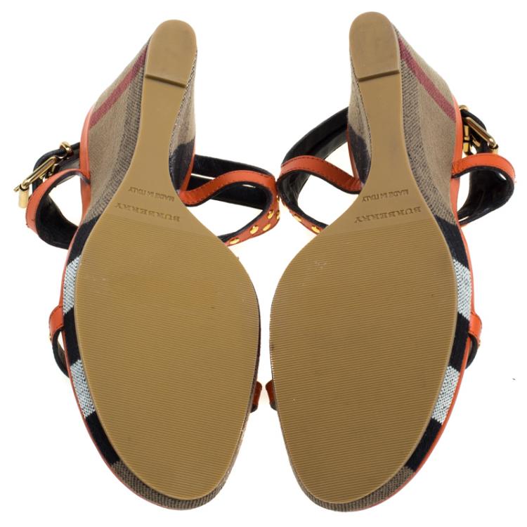 مملوكة مسبقًا Burberry Orange Leather Supernova Check Canvas T Strap Wedge Sandals Size 41