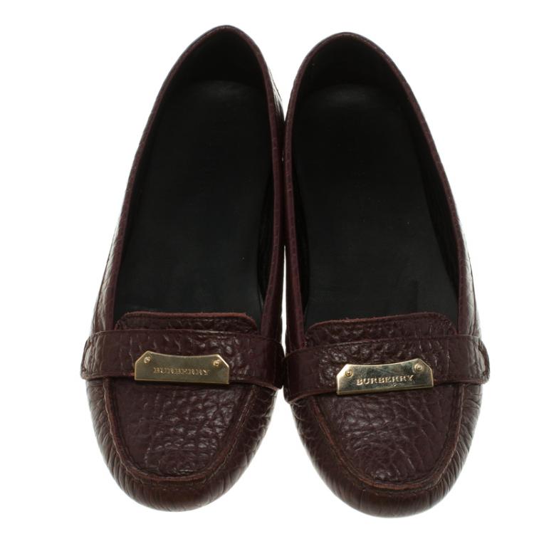 Pre Owned Burberry Burgundy Leather Signature Loafers Size 38