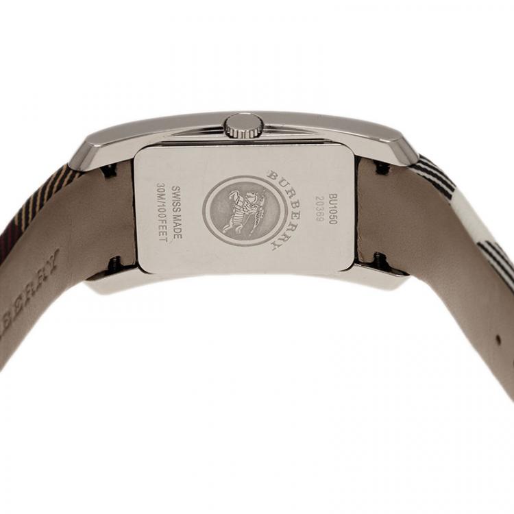 Pre Owned Burberry Cream Stainless Steel BU1050 Women's Wristwatch 25MM