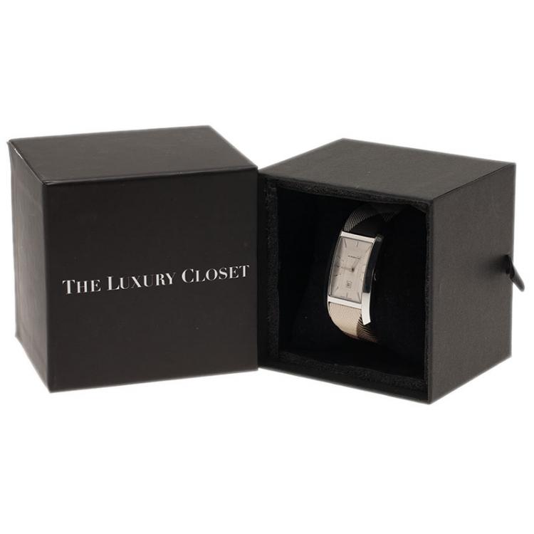 Pre Owned Burberry Cream Stainless Steel BU1050 Women's Wristwatch 25MM