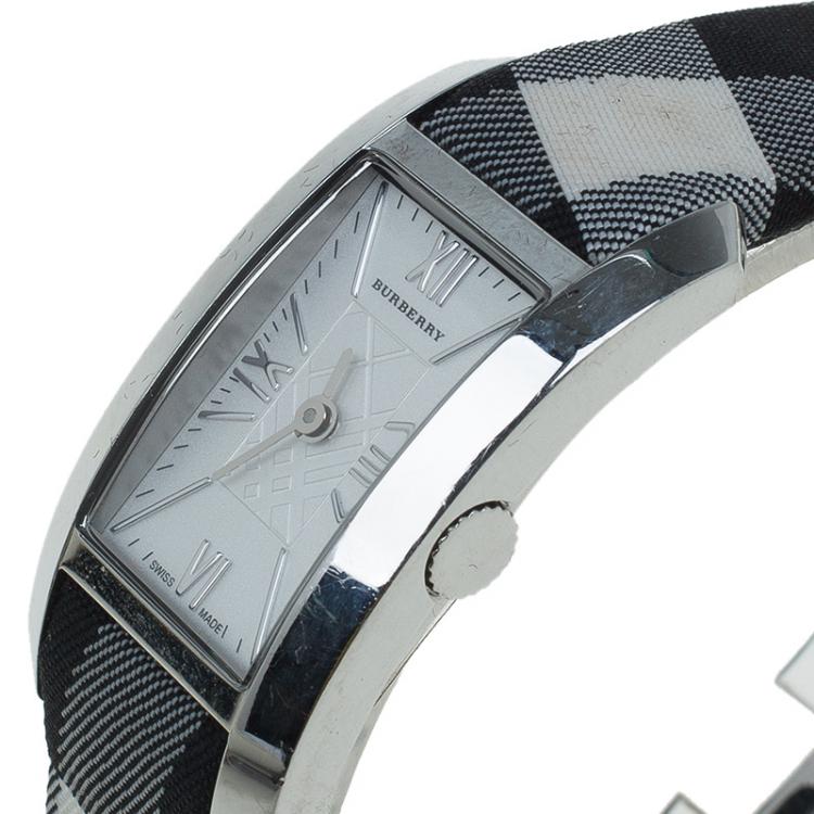 Pre Owned Burberry Silver Stainless Steel The Pioneer Women's Wristwatch 20MM