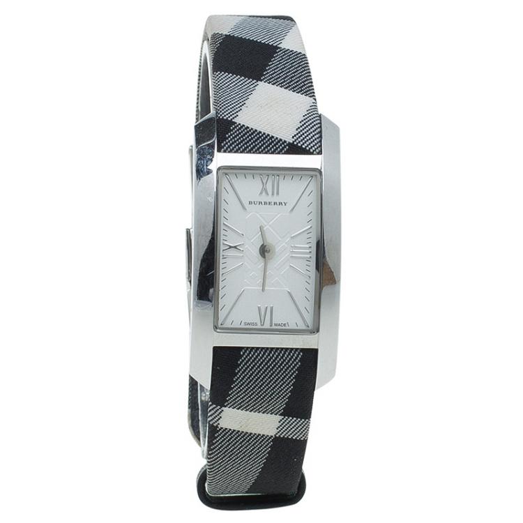 Pre Owned Burberry Silver Stainless Steel The Pioneer Women's Wristwatch 20MM
