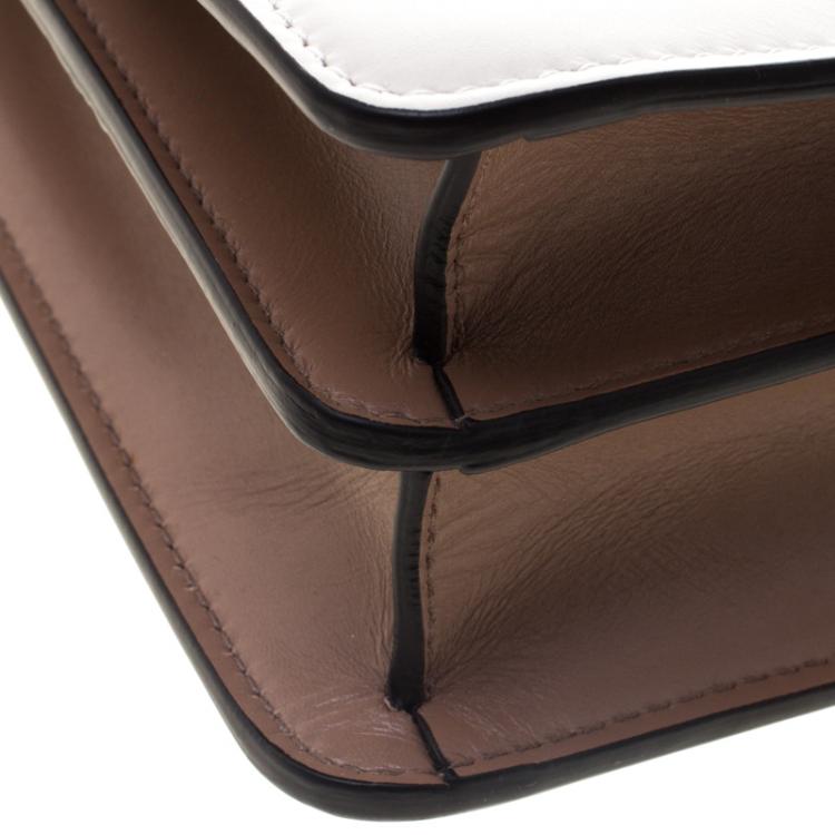مملوكة مسبقًا Bvlgari Off White/Beige Leather Medium Serpenti Forever Shoulder Bag