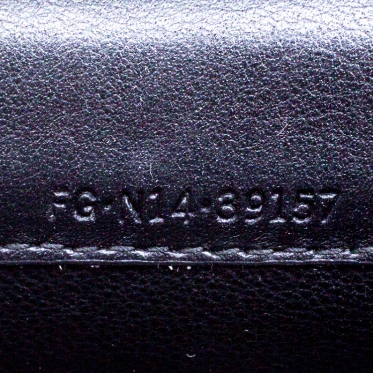 مملوكة مسبقًا Bvlgari Black Leather Forever Crossbody Bag