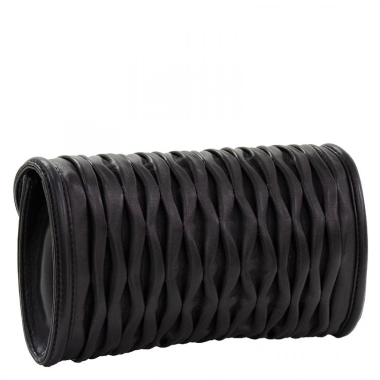 Pre Owned Bvlgari Black Pleated Leather Leoni Clutch