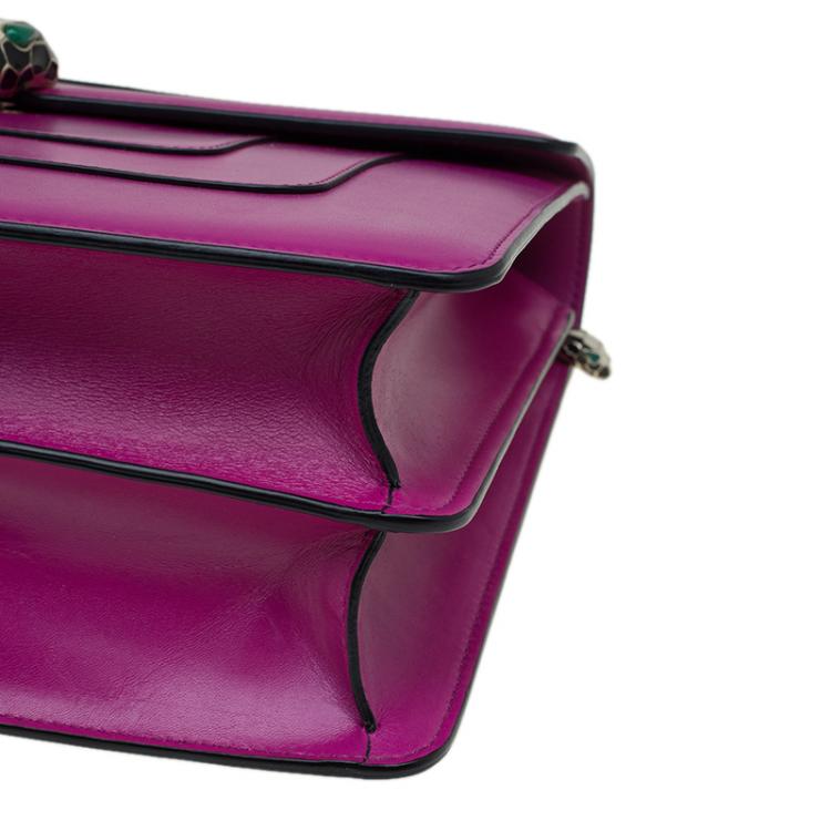 مملوكة مسبقًا Bvlgari Magenta Leather Large Serpenti Forever Shoulder Bag