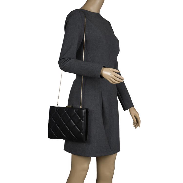 Pre Owned Carolina Herrera Black Leather Chain Clutch