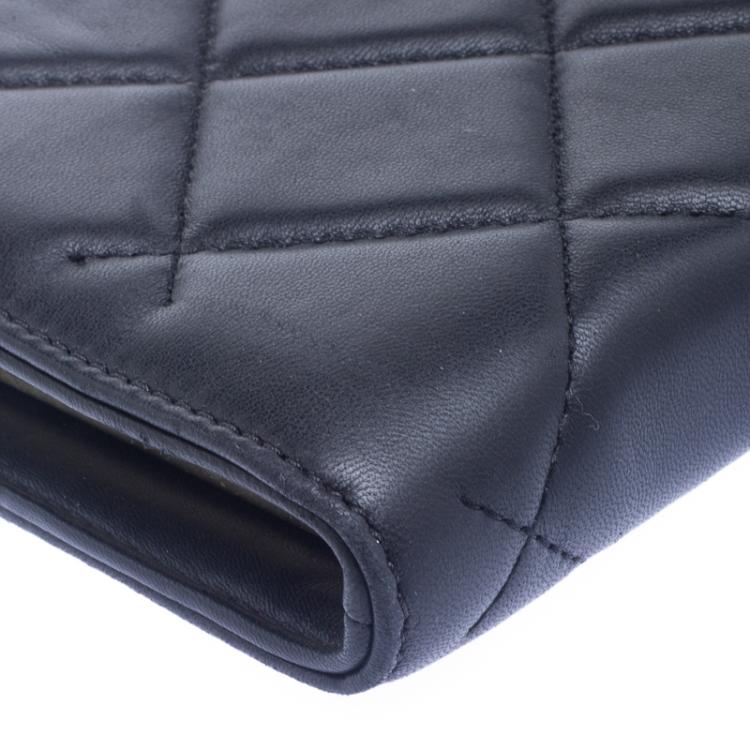 Pre Owned Carolina Herrera Black Leather Chain Clutch