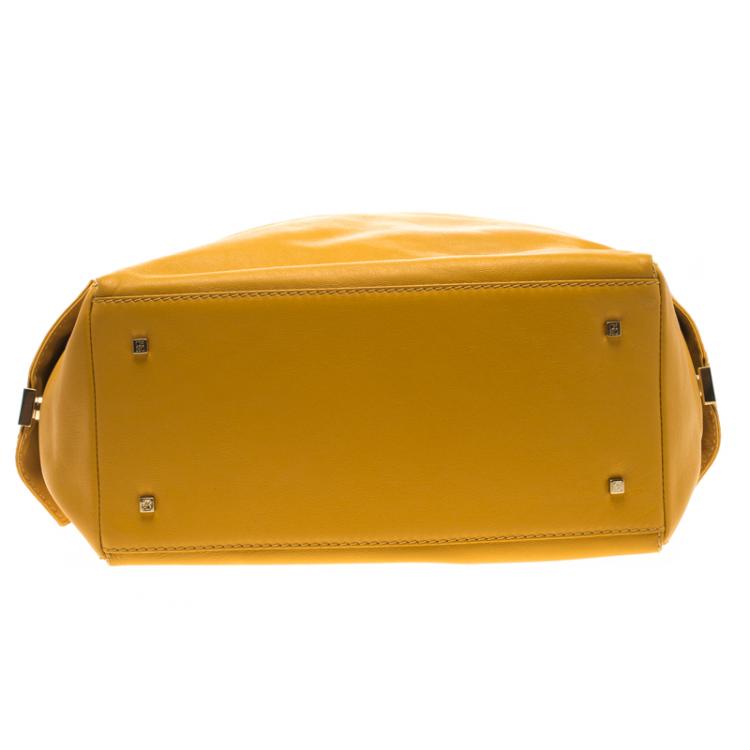 Pre Owned Carolina Herrera Yellow Leather Hobo
