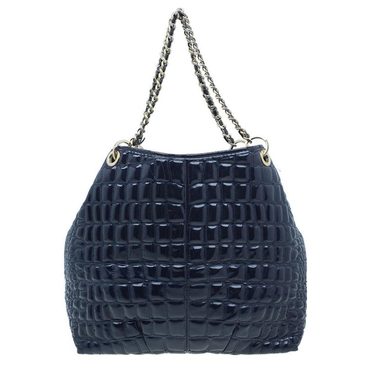 Pre Owned Carolina Herrera Navy Blue Croc Embossed Patent Leather Tote