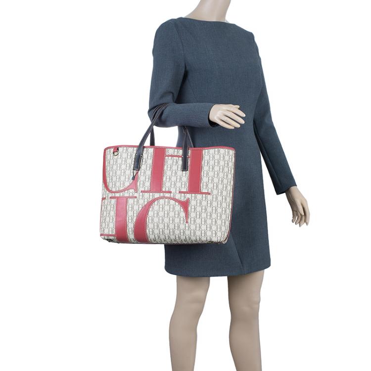 Pre Owned Carolina Herrera Beige Canvas Shopper tote