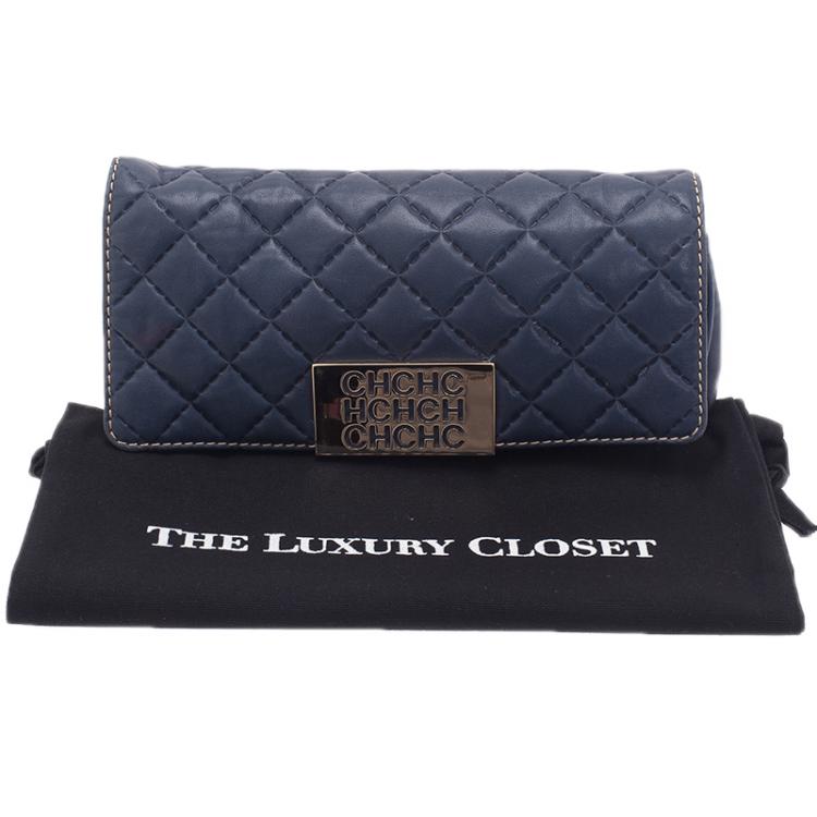 Pre Owned Carolina Herrera Blue Quilted Leather Clutch