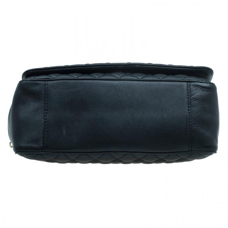 Pre Owned Carolina Herrera Black Quilted Leather Flap Bag