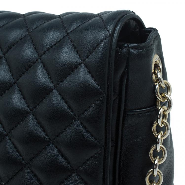Pre Owned Carolina Herrera Black Quilted Leather Flap Bag