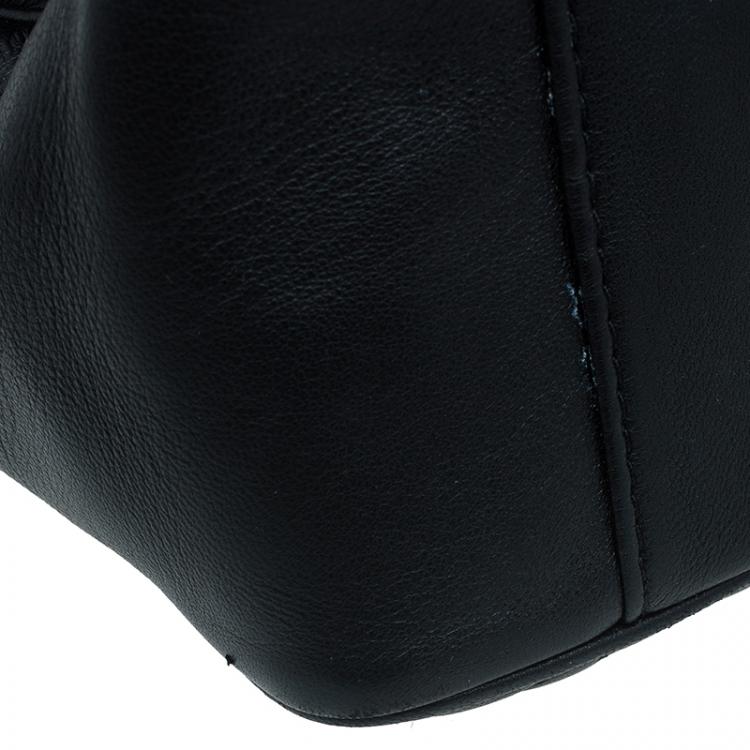 Pre Owned Carolina Herrera Black Quilted Leather Flap Bag