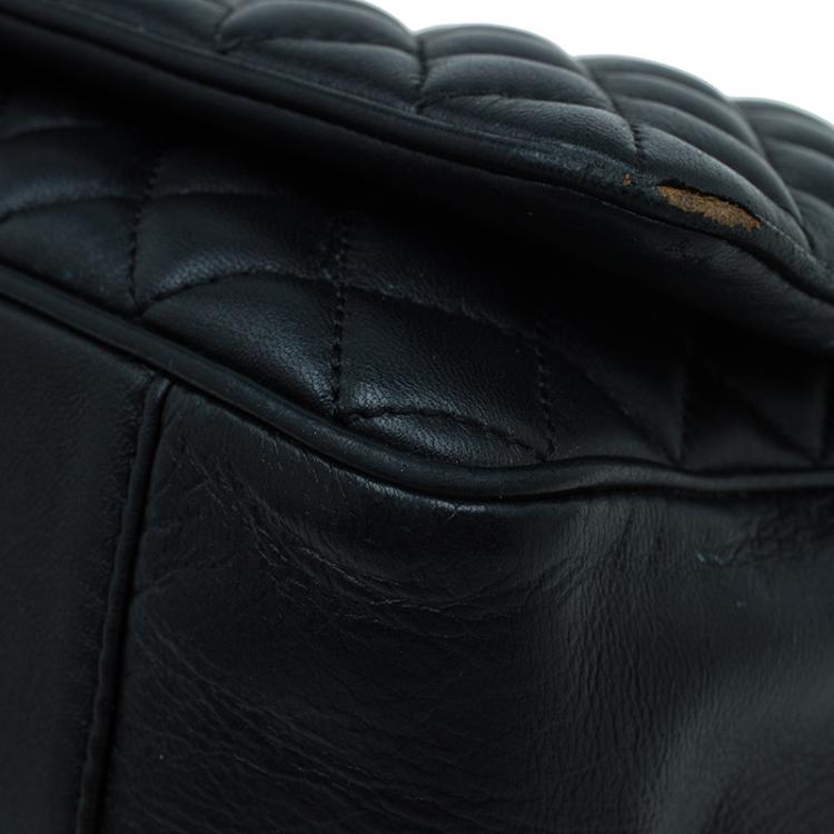 Pre Owned Carolina Herrera Black Quilted Leather Flap Bag
