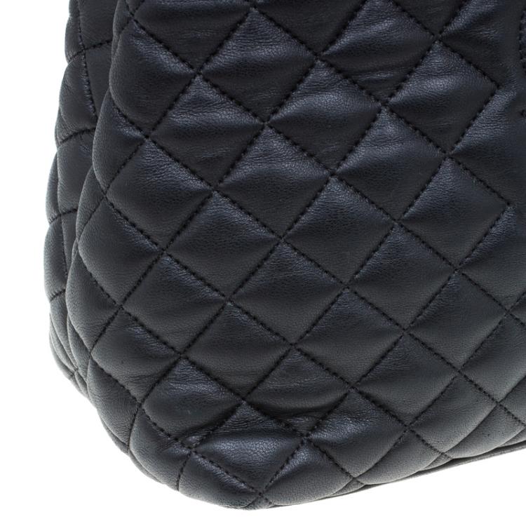 Pre Owned Carolina Herrera Black Quilted Leather Tote