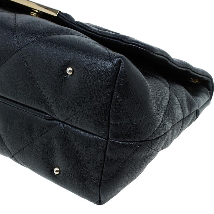 Pre Owned Carolina Herrera Black Quilted Leather Flap Chain Shoulder Bag