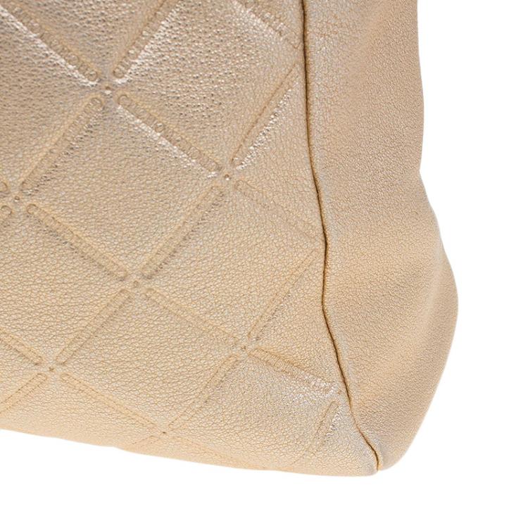 Pre Owned Carolina Herrera Metallic Gold Leather Shopper Tote