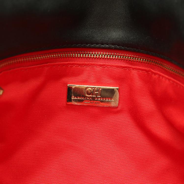 Pre Owned Carolina Herrera Black Quilted Leather Flap Bag