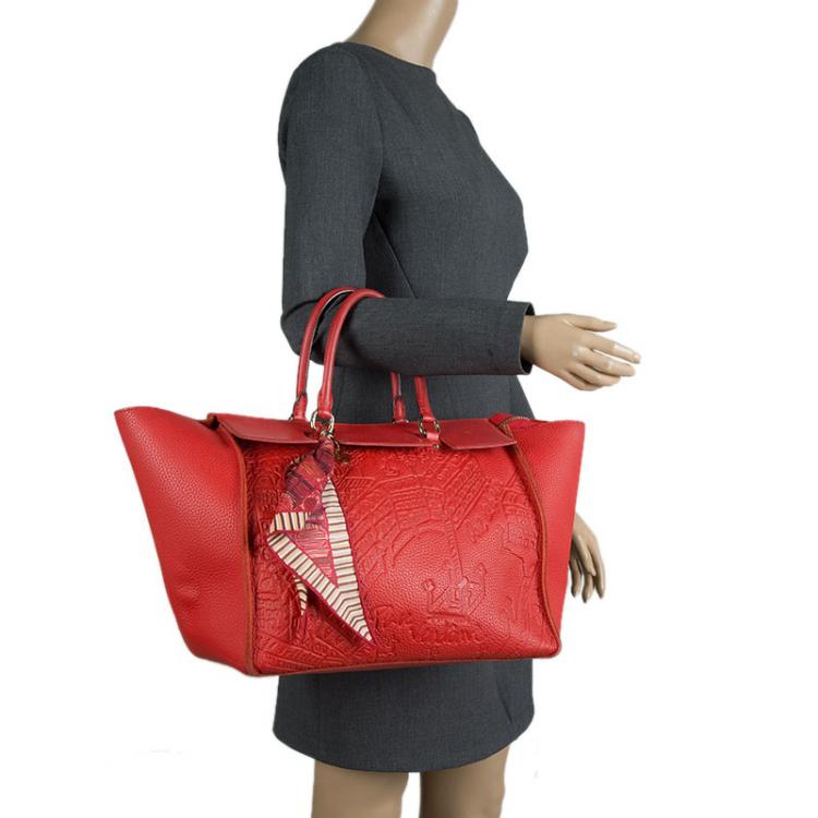 Fabulous CH Carolina Herrera Red La Place Vendome Tote Handbag