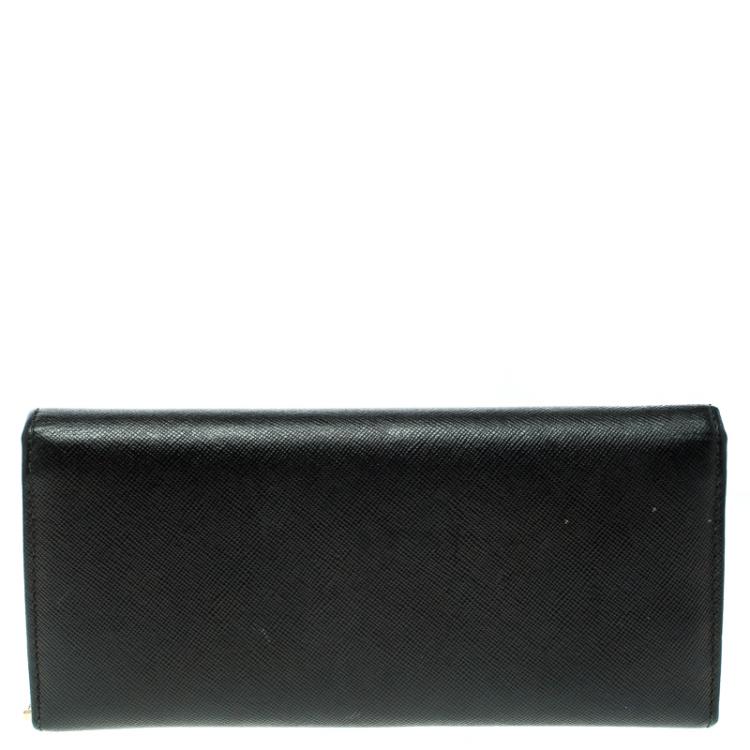 Pre Owned Carolina Herrera Black Textured Leather Continental Wallet
