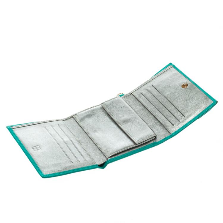 Pre Owned Carolina Herrera Turquoise Leather Gigi Tri Fold Wallet