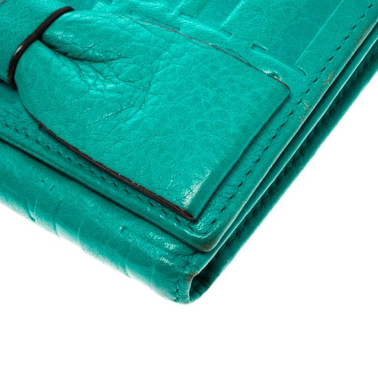 Pre Owned Carolina Herrera Turquoise Leather Gigi Tri Fold Wallet