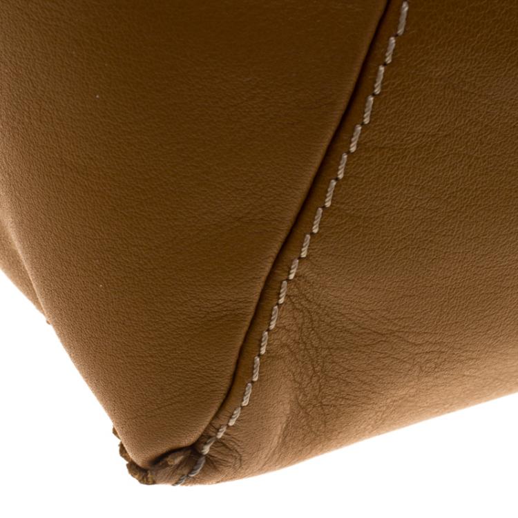 Pre Owned Carolina Herrera Tan Leather Shopping Tote