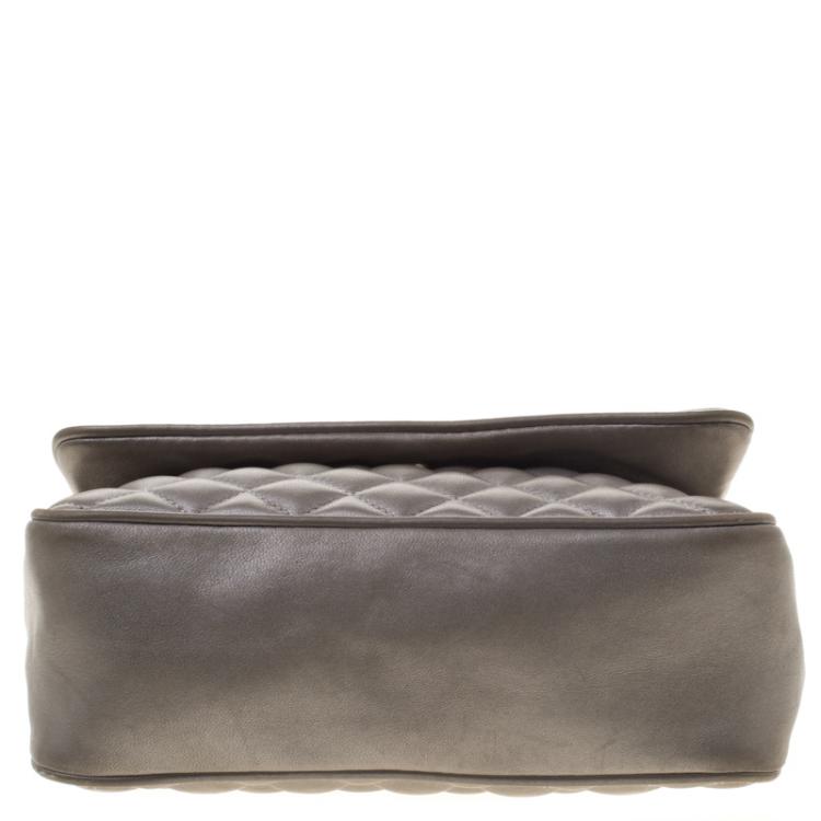 Pre Owned Carolina Herrera Metallic Grey Quilted Leather Shoulder Bag