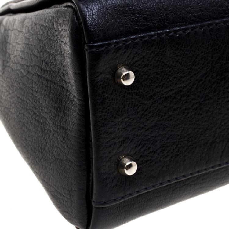 Pre Owned Carolina Herrera Black Leather Flap Shoulder Bag