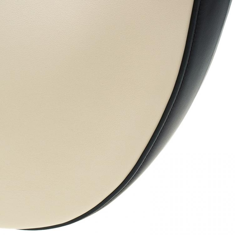 Pre Owned Celine Beige/Black Smooth Calfskin Leather Medium Seashell Hobo