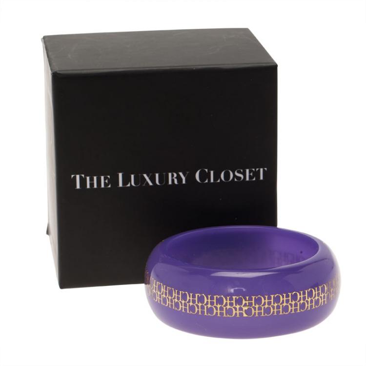 Pre Owned CH Carolina Herrera Purple Resin Gold Tone Metal Wide Bangle 20 cm