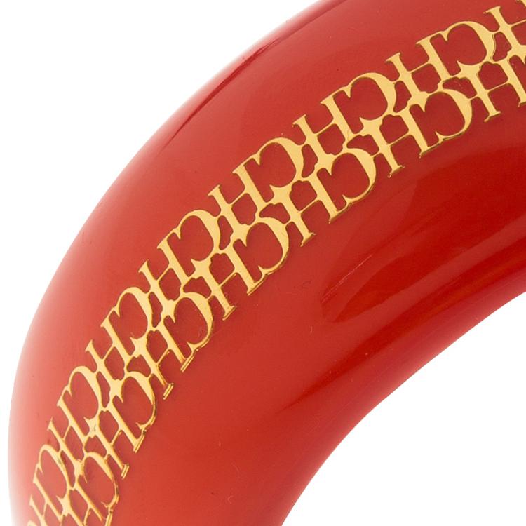 Pre Owned CH Carolina Herrera Red Resin Gold Tone Metal Wide Bangle Bracelet 20cm