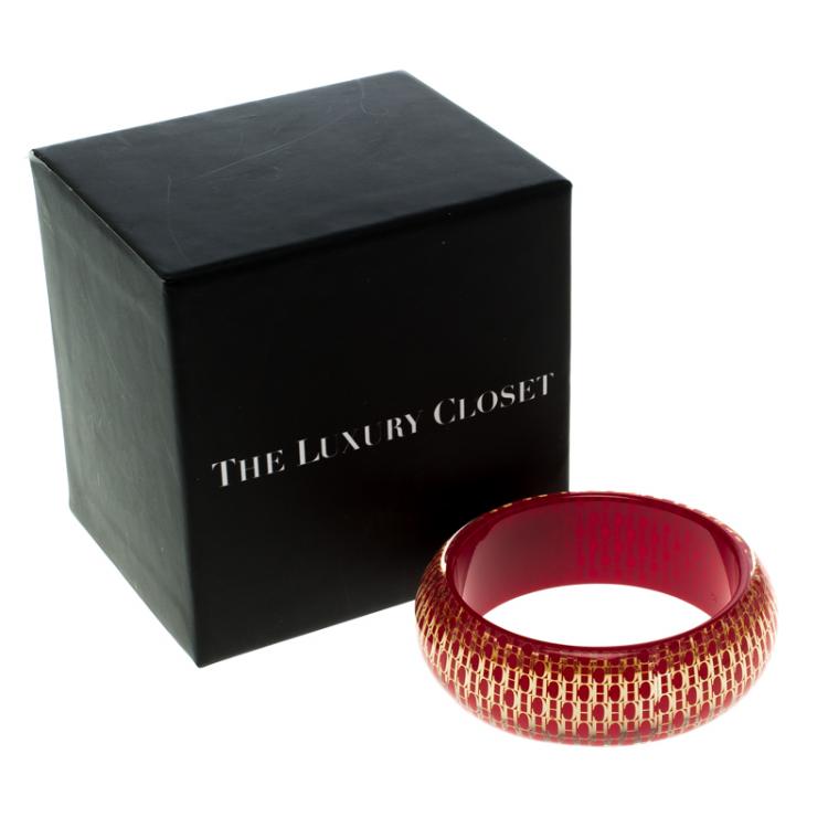Pre Owned CH Carolina Herrera Red Resin Gold Tone Wide Bangle Bracelet 