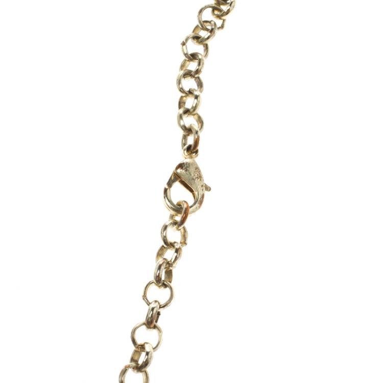 Pre Owned Carolina Herrera Resin Heart Gold Tone Pendant Necklace