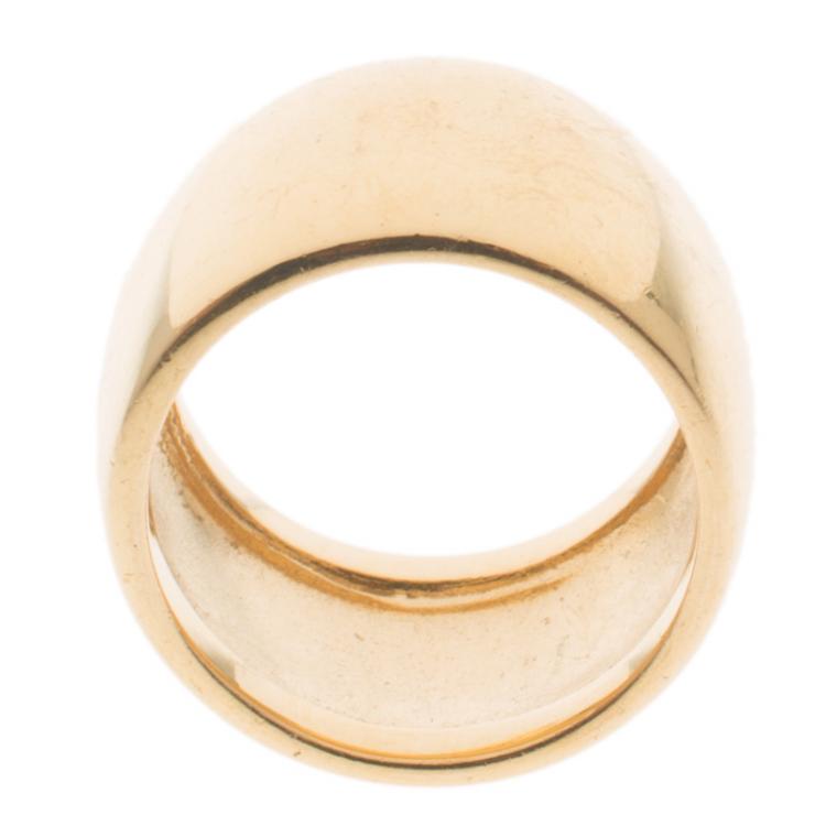 Pre Owned Carolina Herrera Logo Gold Tone Wide Band Ring Size 56