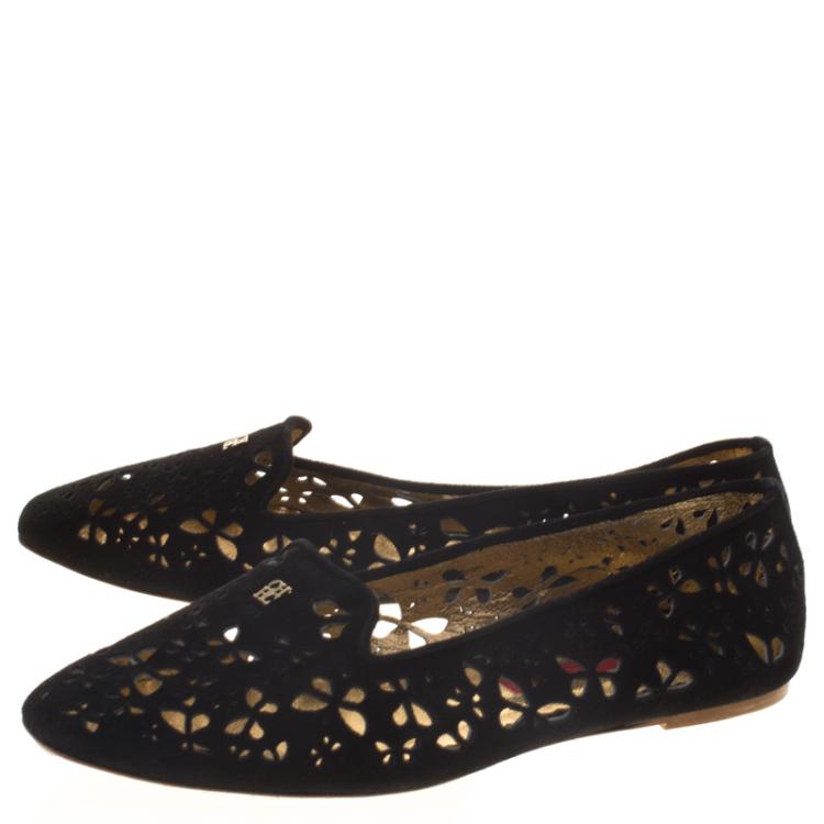 Pre Owned Carolina Herrera Black Lazer Cut Suede Flats Size 39