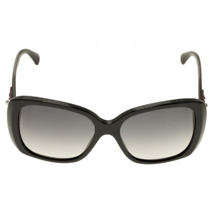 Chanel Black Frame CC Logo Sunglasses