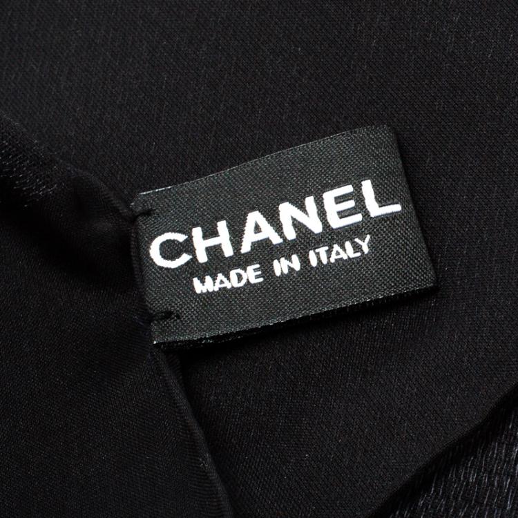 Pre Owned Chanel Black Silk and Cashmere CC Logo Stole